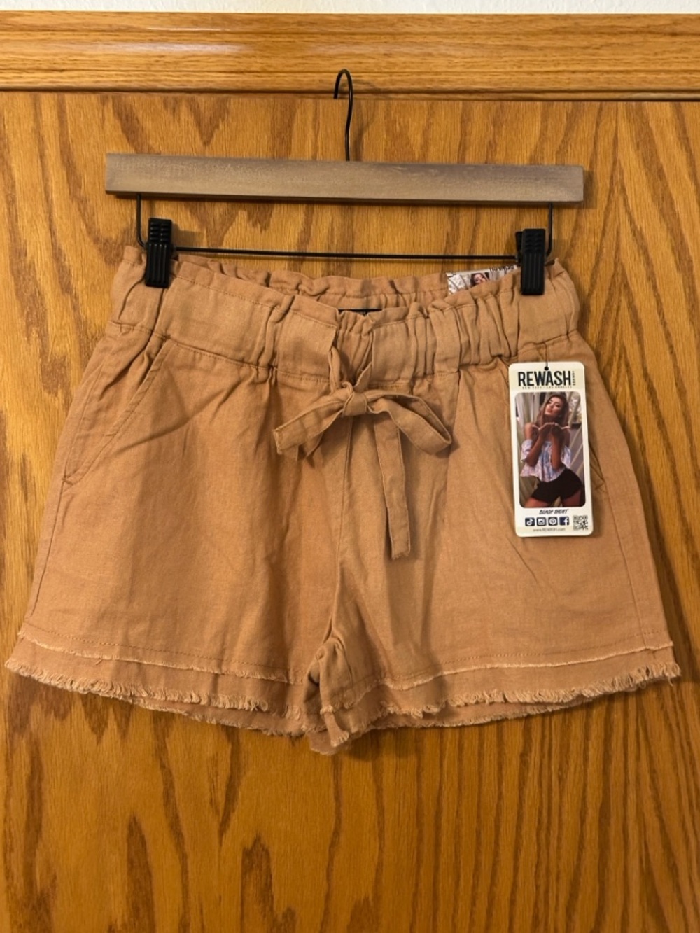 Rewash Women's Linen Blend Tan Drawstring Beach Shorts - NWT - Size S
